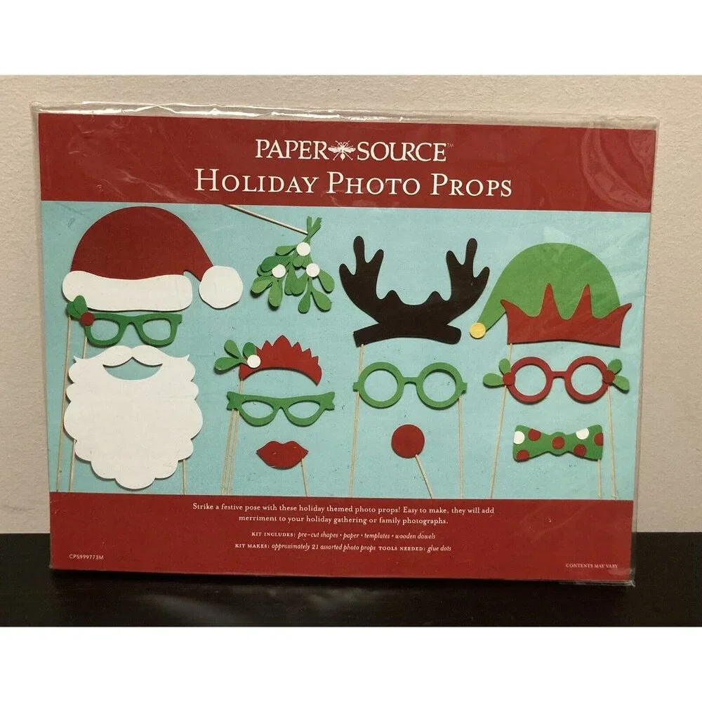 Paper Source Holiday Photo Christmas Props